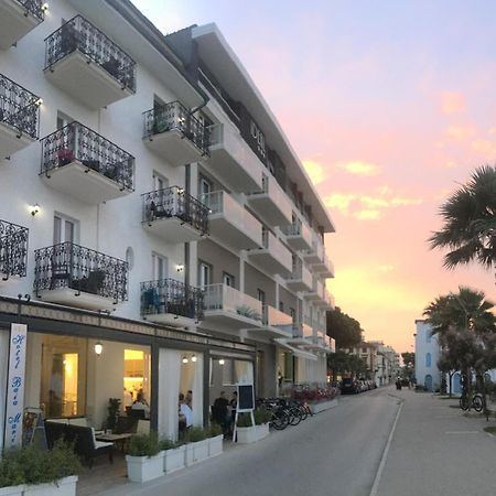 Hotel Baia Marina Cupra Marittima Ngoại thất bức ảnh
