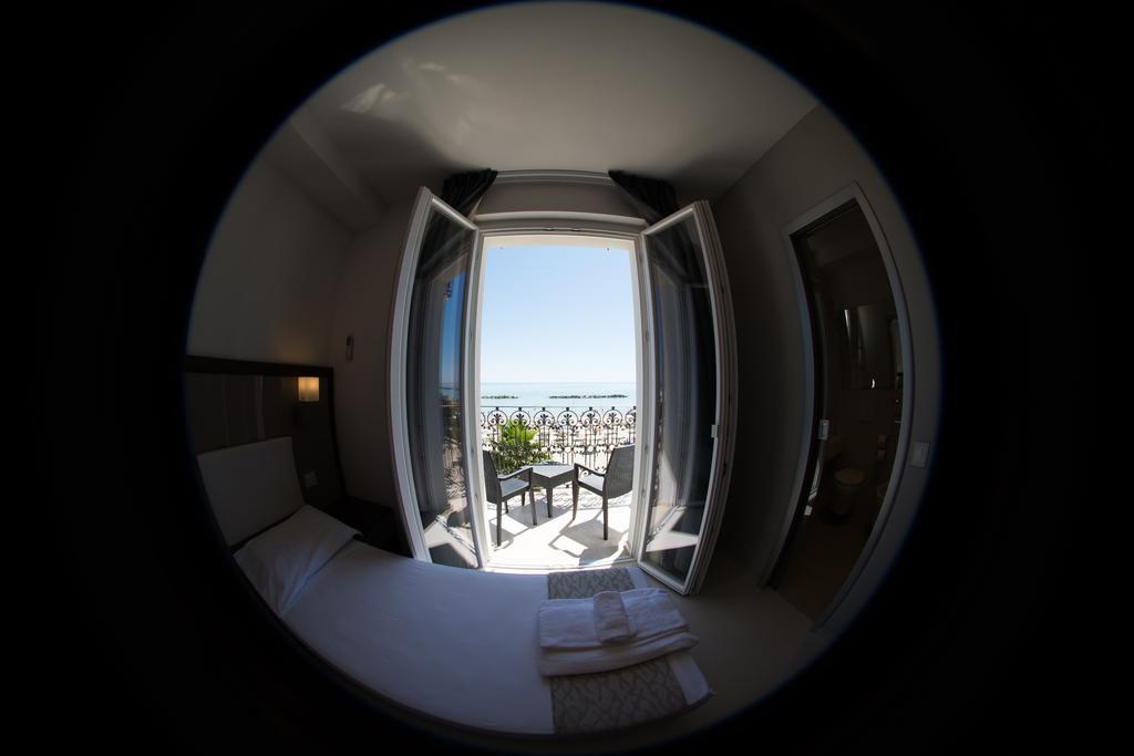Hotel Baia Marina Cupra Marittima Ngoại thất bức ảnh