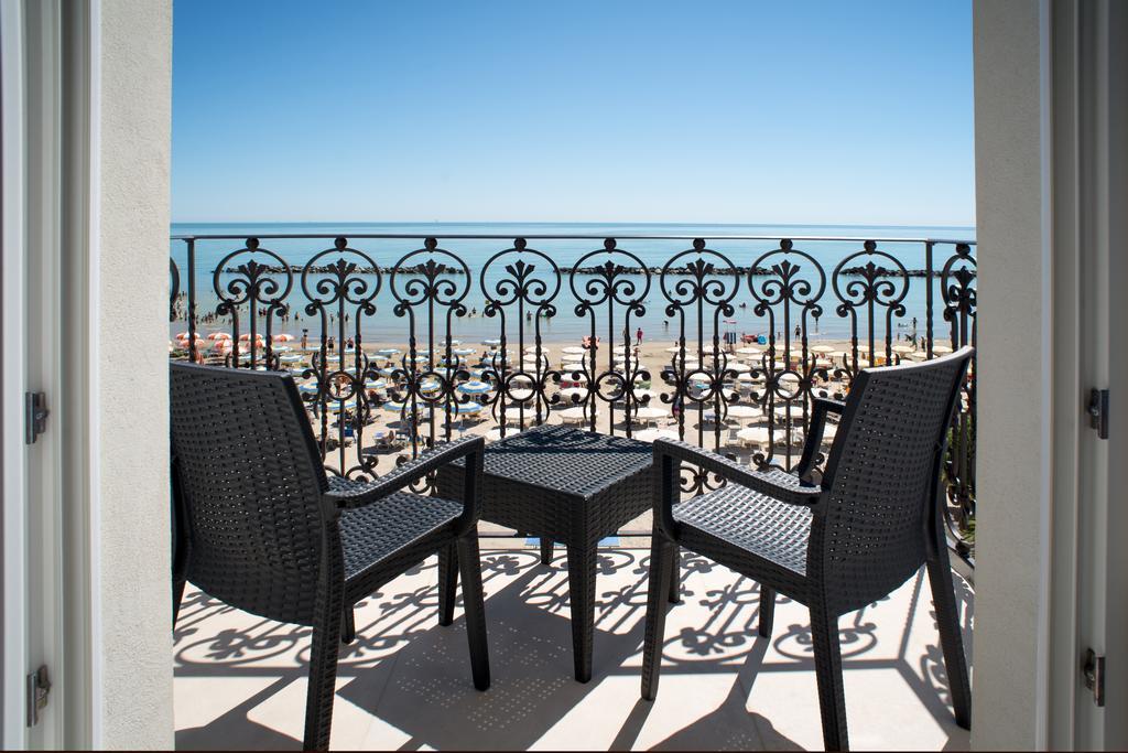 Hotel Baia Marina Cupra Marittima Ngoại thất bức ảnh
